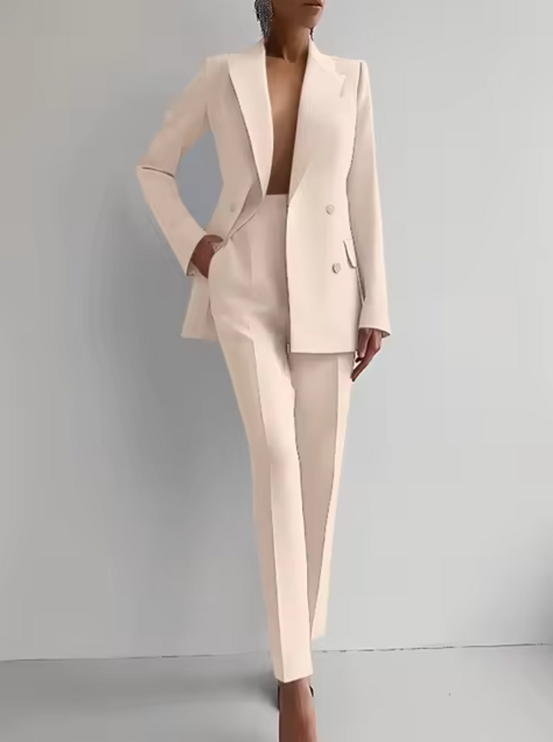 Women's Elegant Blazer and Pleated Pants Suit