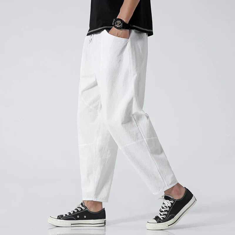 Men's Relaxed Fit Cropped Pants with Elastic Waist and Side Pockets