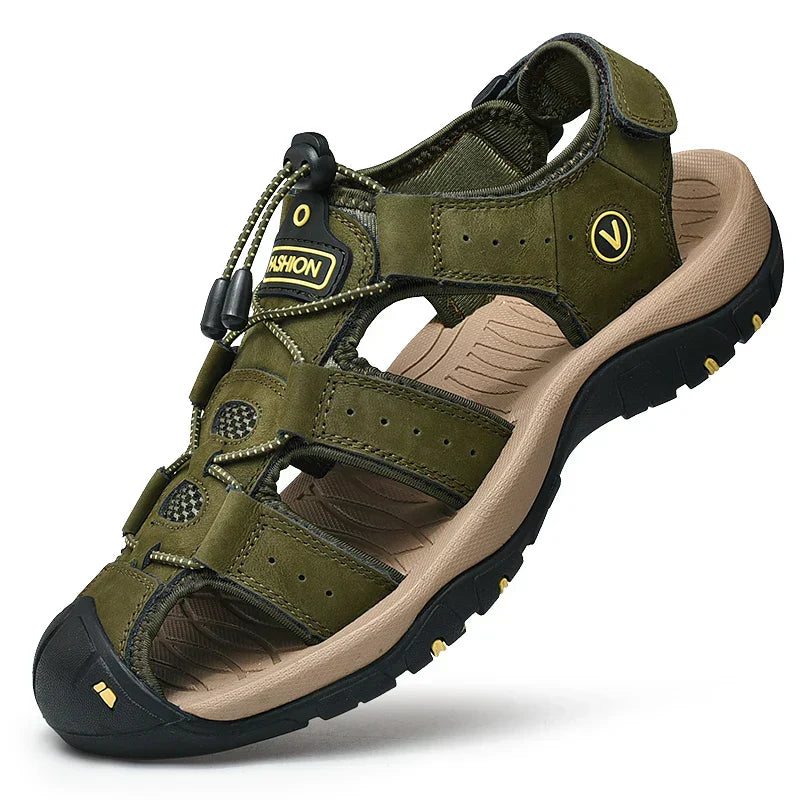 Men's Closed-Toe Outdoor Hiking Sandals with Adjustable Strap