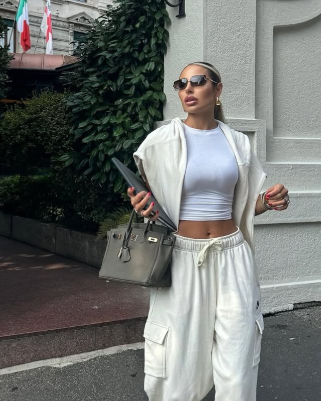 Luxurious Handbag for Women